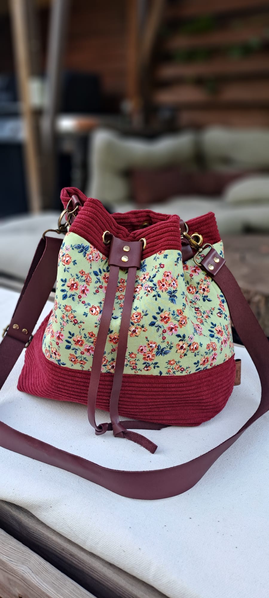 Sac seau fleuri fait main